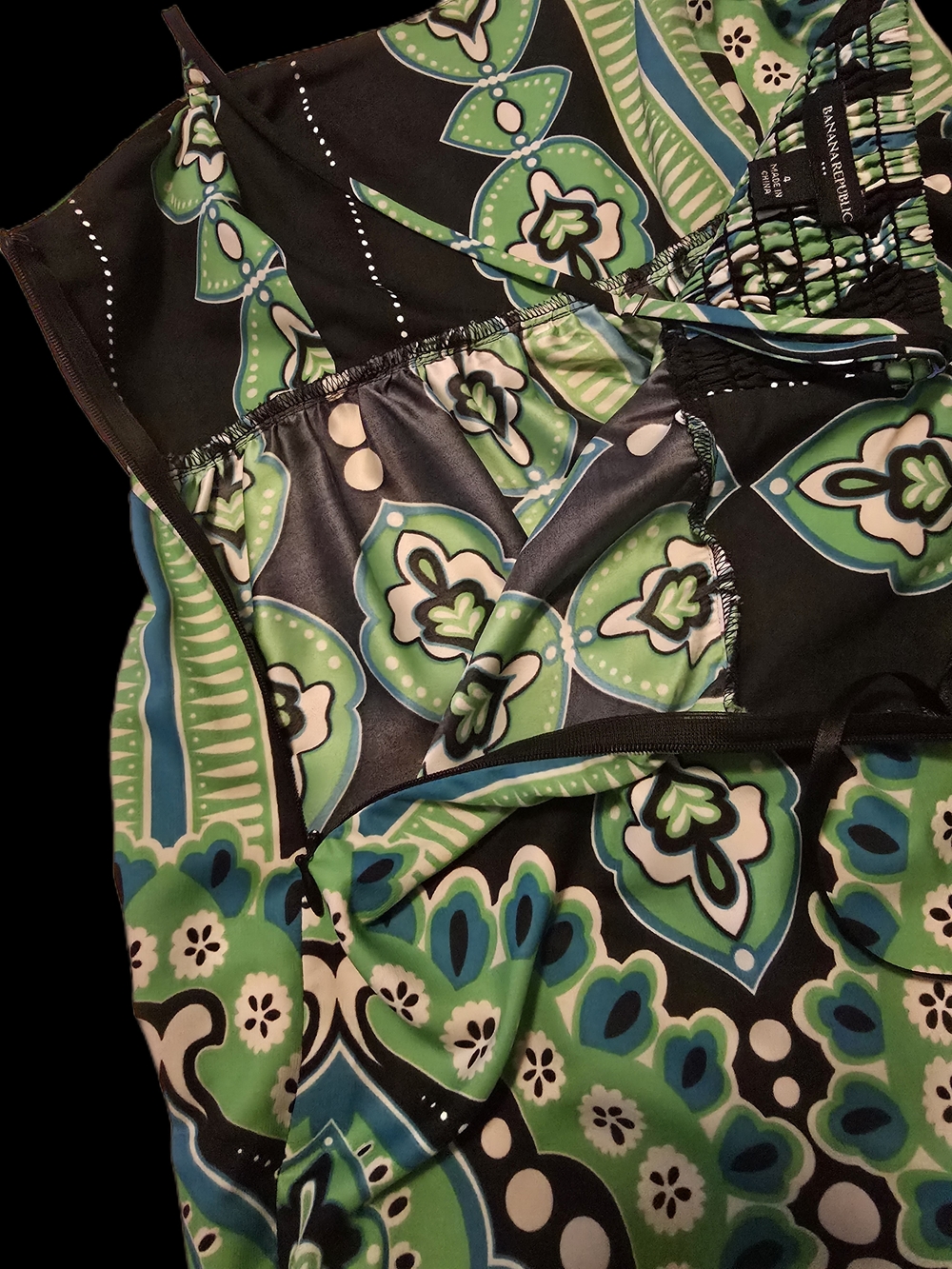 Banana Republic Green and Blue Paisley Tank - Size 4 - Picture 5 of 8